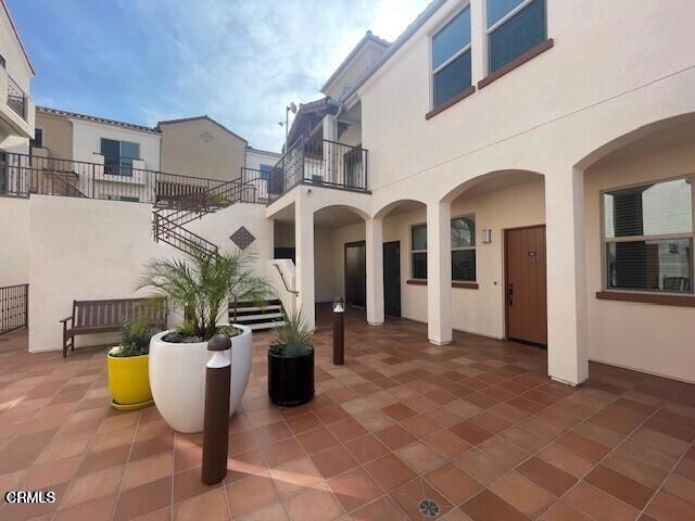 Ventura Condo: 44 Coronado Street