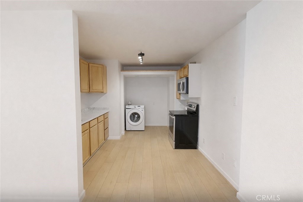 Palmdale Condo: 5637 Redwood Avenue