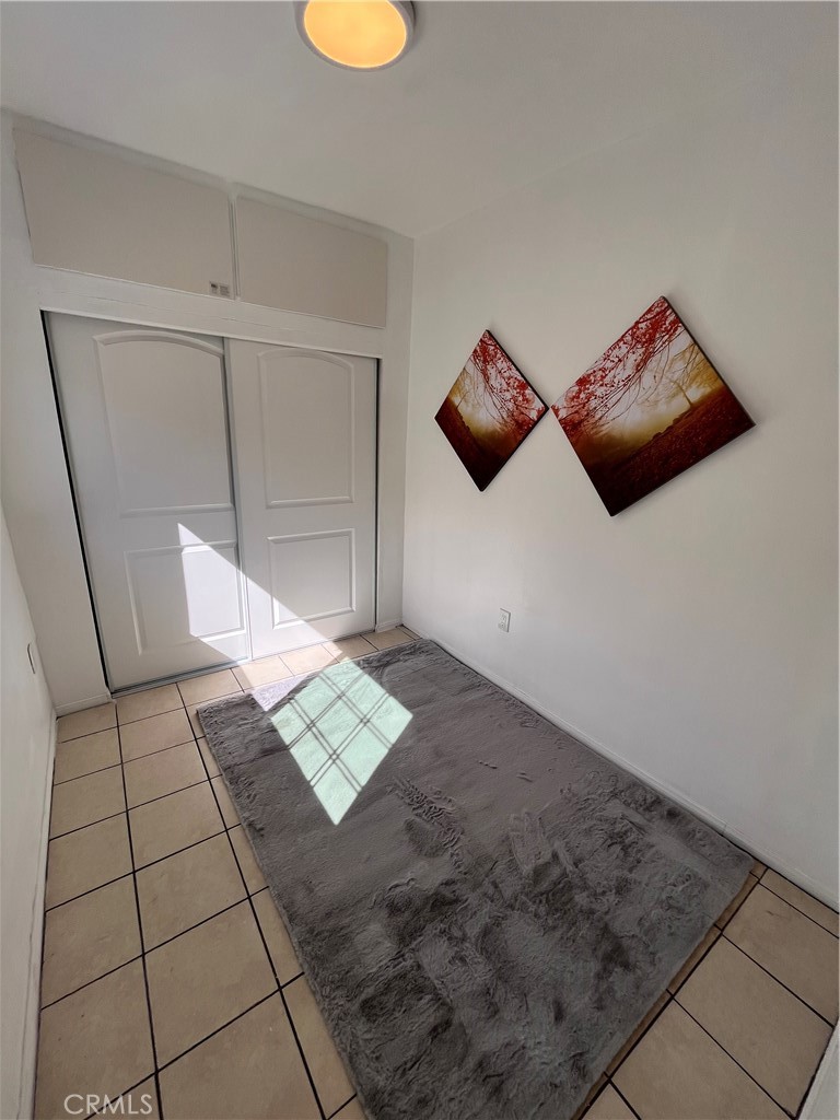 North Hills Condo: 8561 Orion Avenue