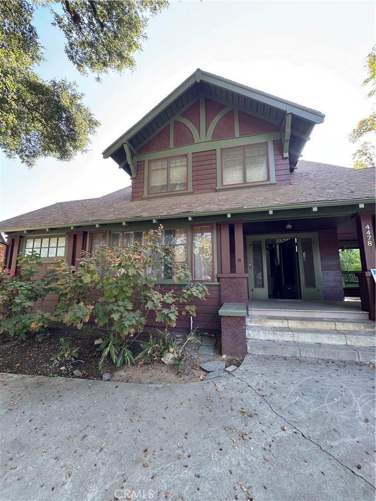 Riverside Condo: 4478 4th Street