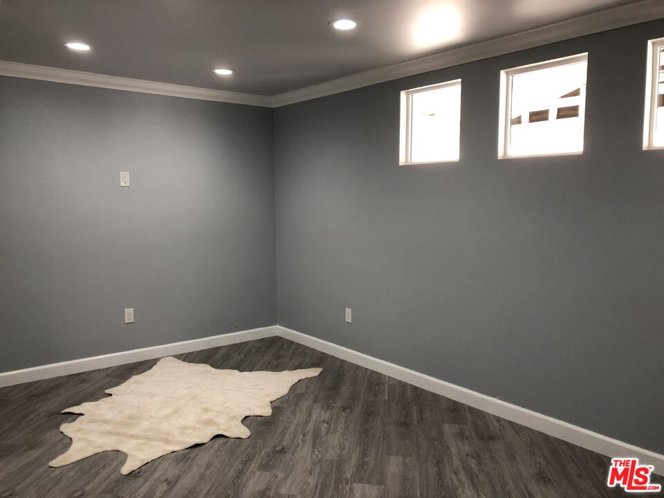 Los Angeles Condo: 4922 1/2 Genevieve Avenue