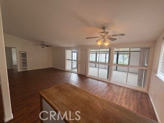 Moorpark Condo: 379 Roberts Avenue