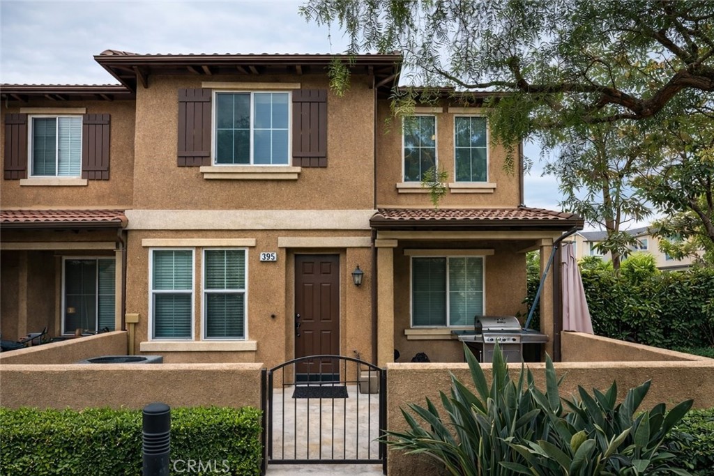 Orange Condo: 385 Mountain Holly Avenue