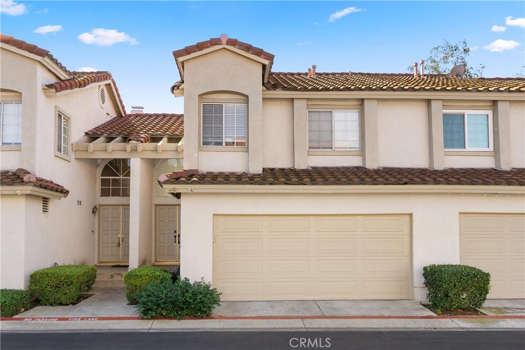 Rancho Santa Margarita Condo: 4 Daffodil