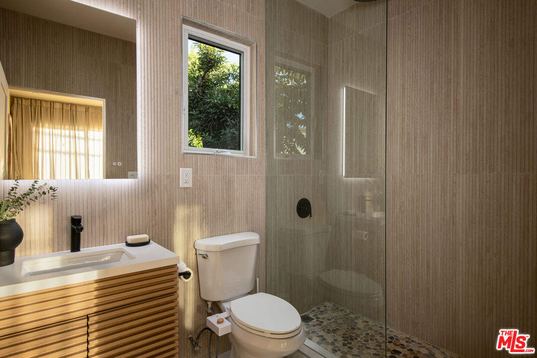 Los Angeles Condo: 4205 Blanchard Street