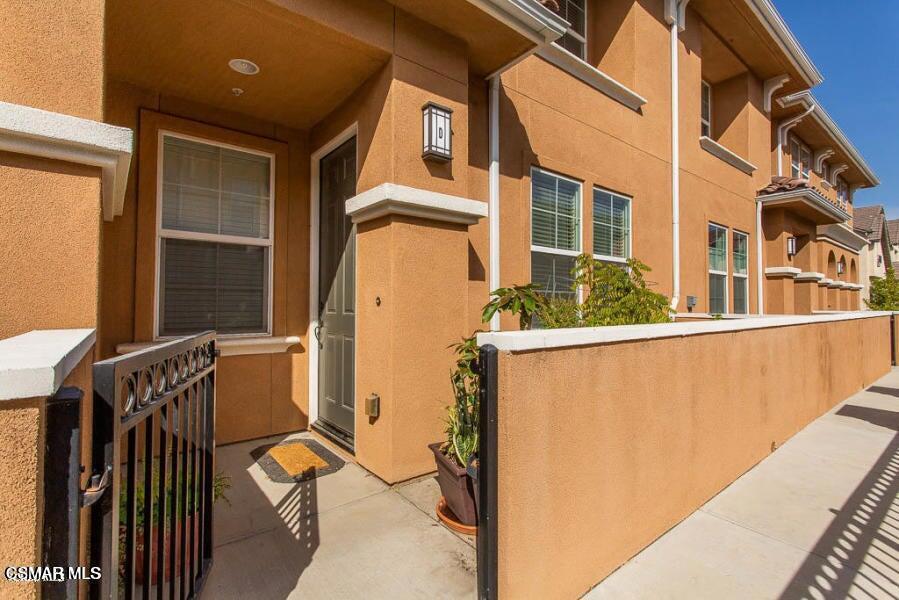 Simi Valley Condo: 1654 Heywood Street