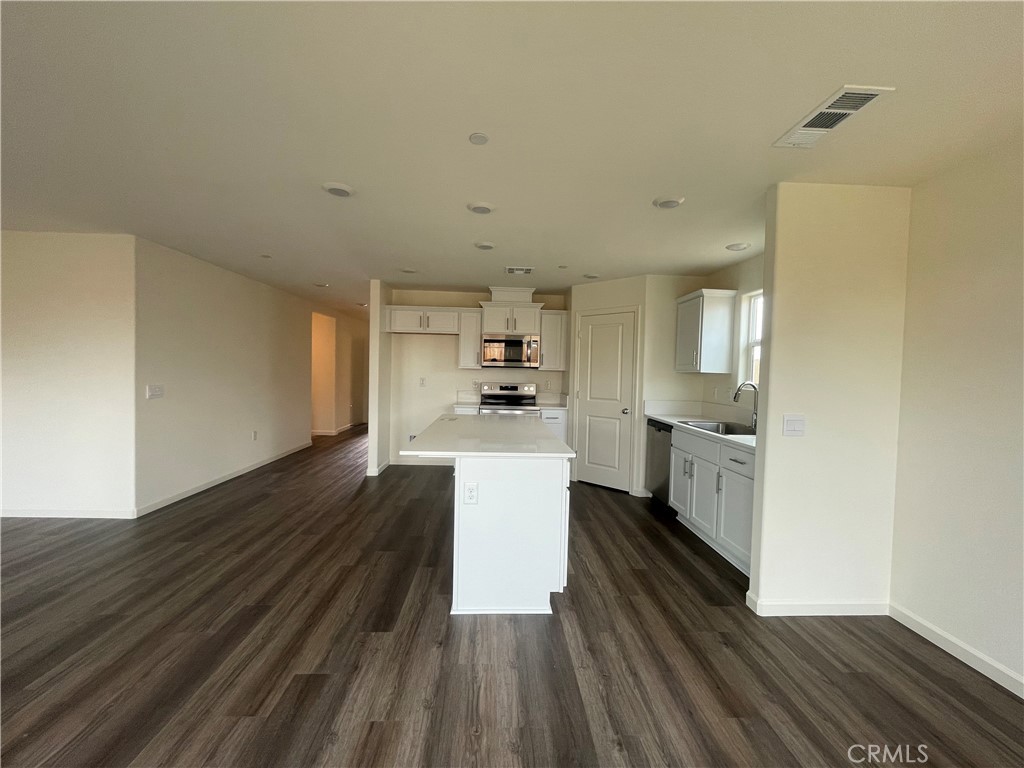 Bakersfield Condo: 8824 Scintilla Avenue
