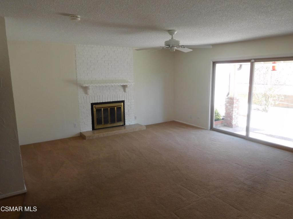 Simi Valley Condo: 1394 Sycamore Drive