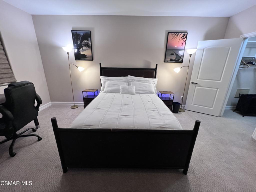 Sherman Oaks Condo: 14242 Burbank Boulevard