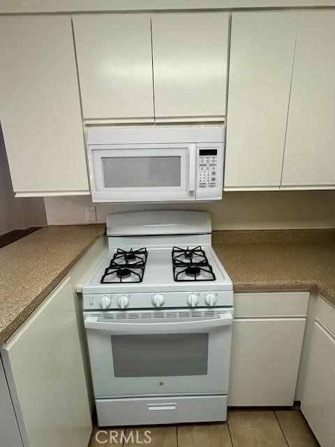 Van Nuys Condo: 5821 Sylmar Avenue