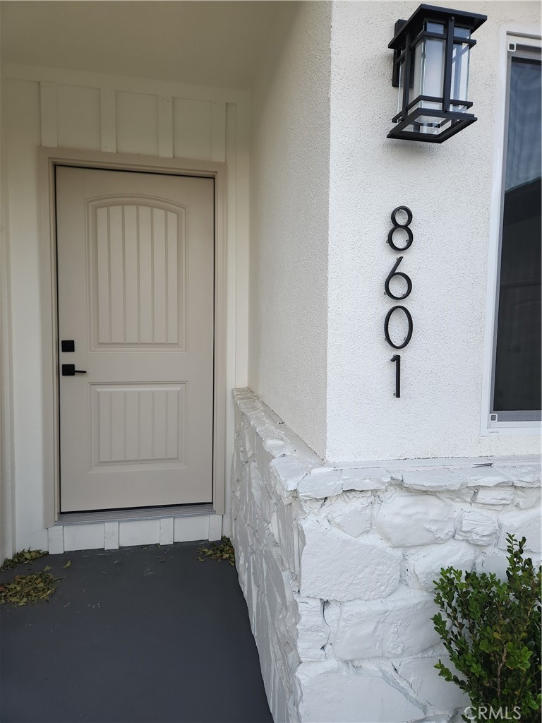 Winnetka Condo: 8601 Delco Avenue