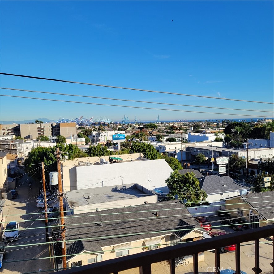 San Pedro Condo: 815 South Grand Avenue
