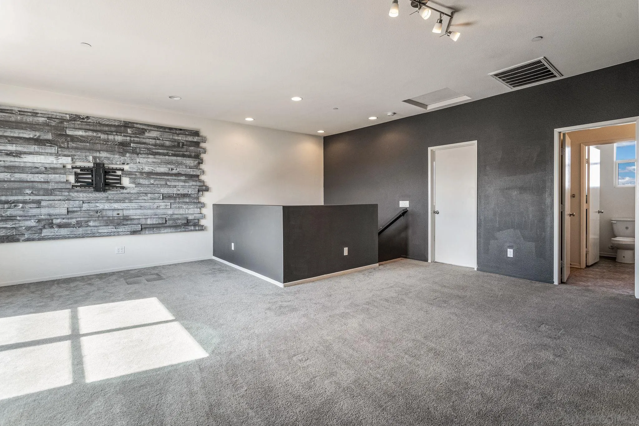 Chula Vista Condo: 1520 Santa Carolina Road