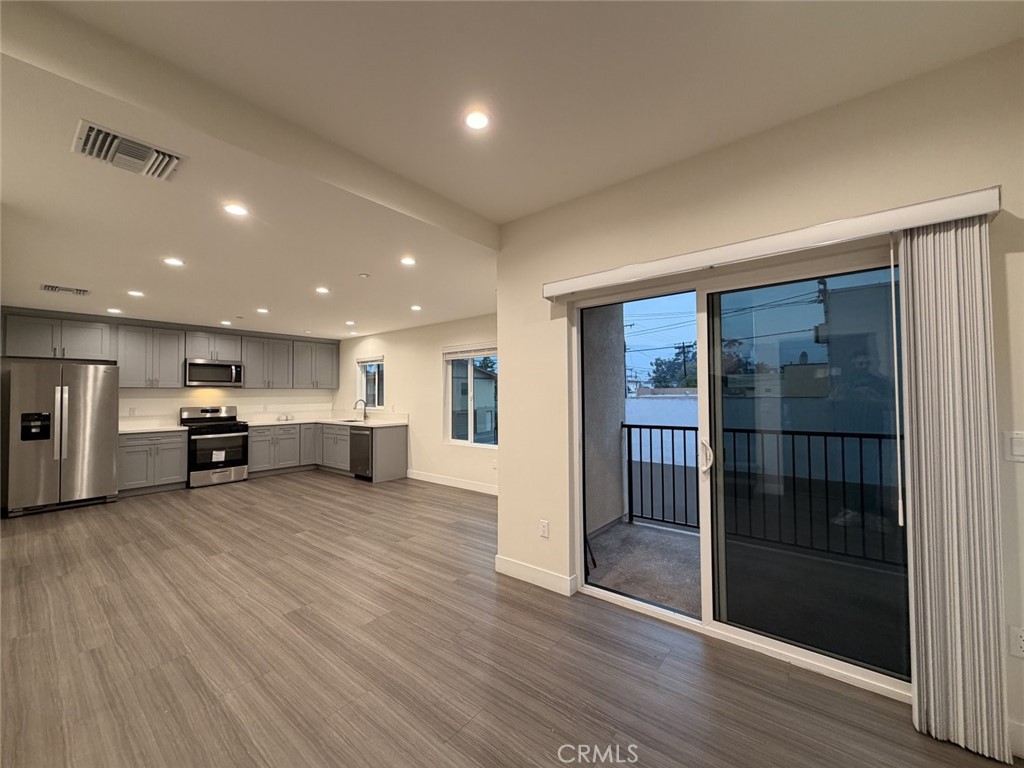 Azusa Condo: 511 North Azusa Avenue