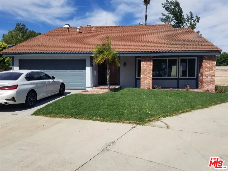 Northridge Condo: 18601 Lassen Street