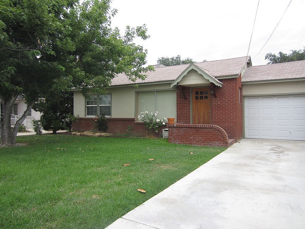 Redlands Condo: 25824 Lomas Verdes Street