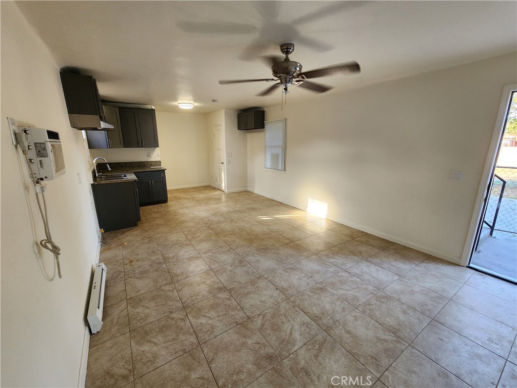 Bakersfield Condo: 2118 Elmyra Avenue