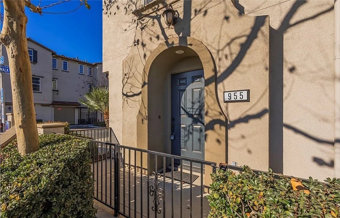 Montebello Condo: 955 South Bluff Road