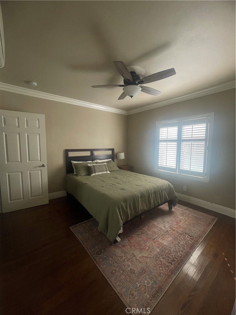 Long Beach Condo: 1062 2nd Street