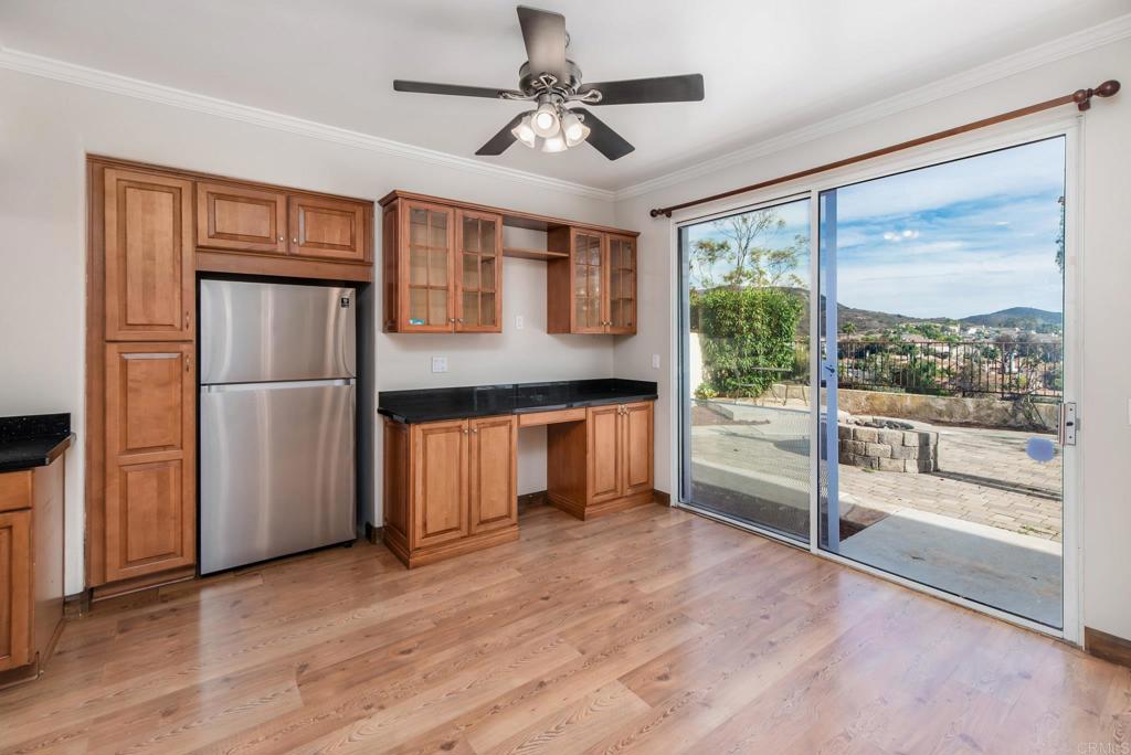 San Marcos Condo: 507 Avenida Blanco