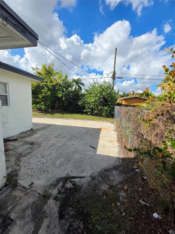 Fort Lauderdale Condo: 681 Southwest 29th Terrace