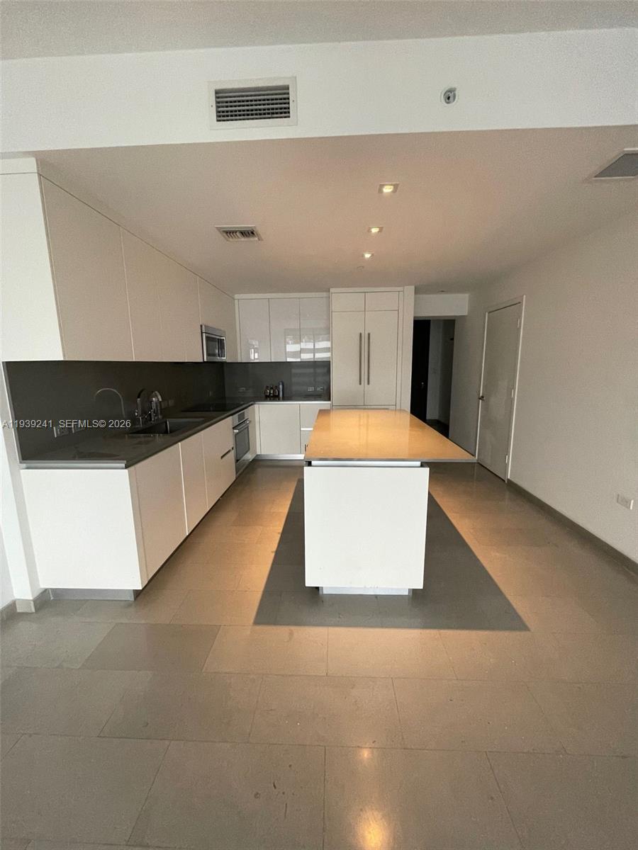 Miami Condo: 88 Southwest 7th Street