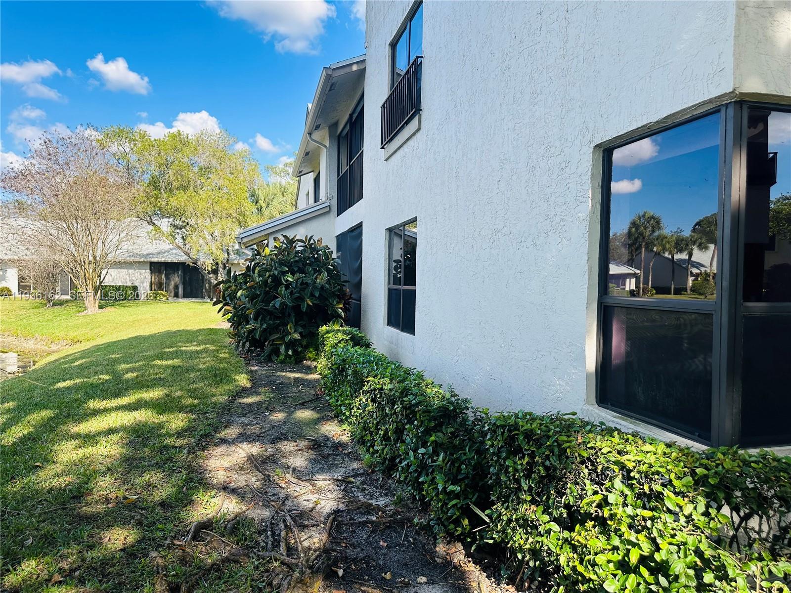 Coconut Creek Condo: 3815 Northwest 35th Street