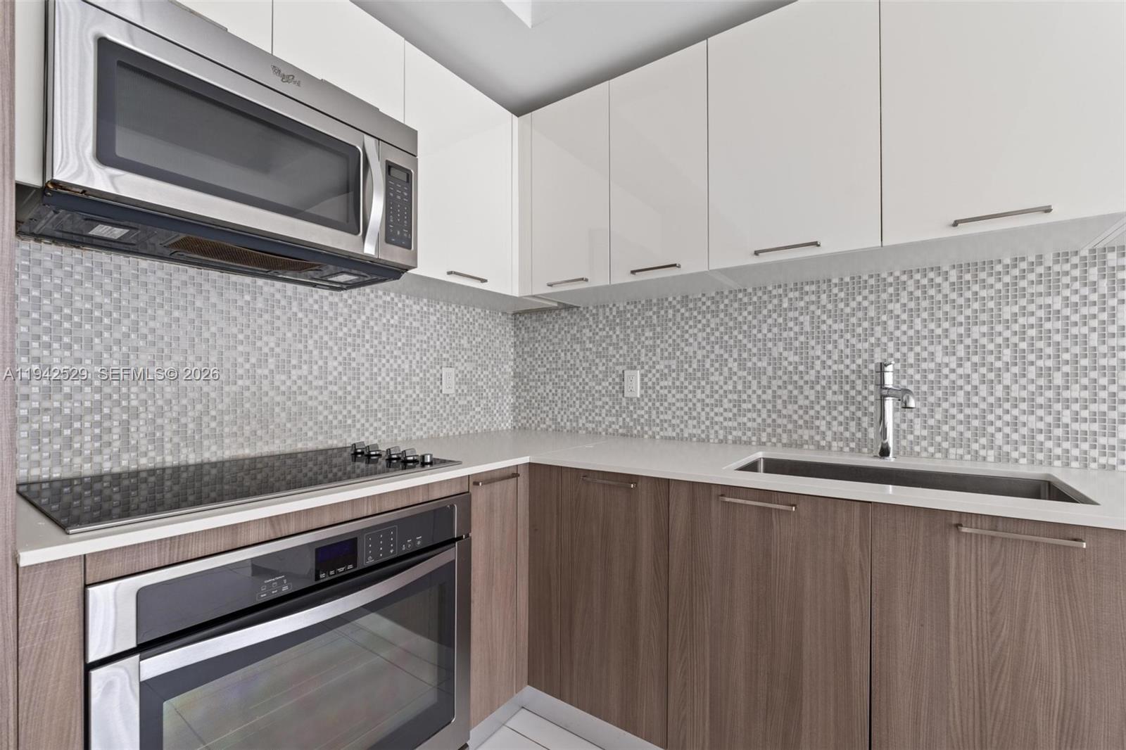 Doral Condo: 5252 Northwest 85th Avenue