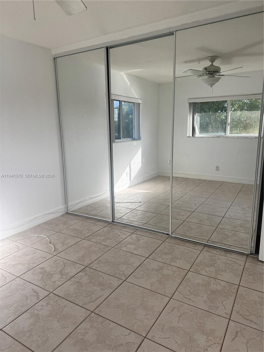 Pembroke Pines Condo: 7910 Taft Street