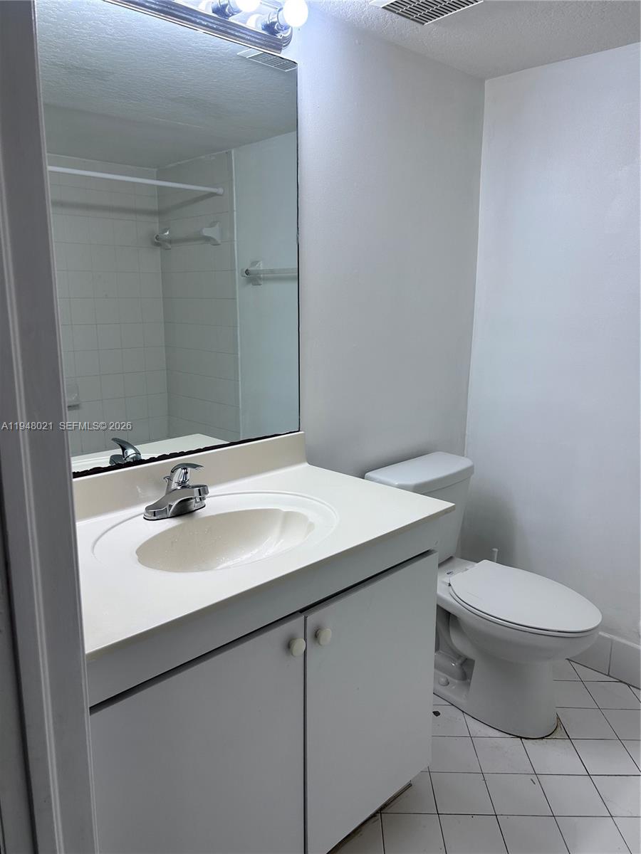 Homestead Condo: 1270 Southeast 31st Court