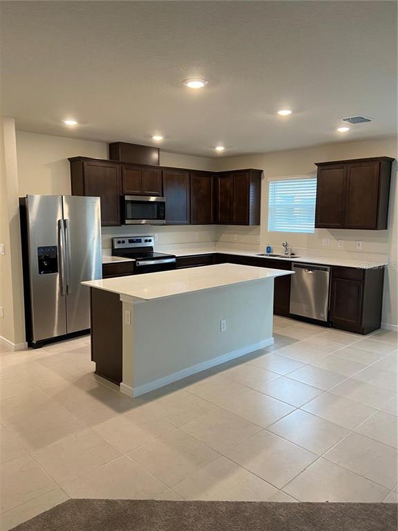 Davenport Condo: 1575 Aspen Avenue