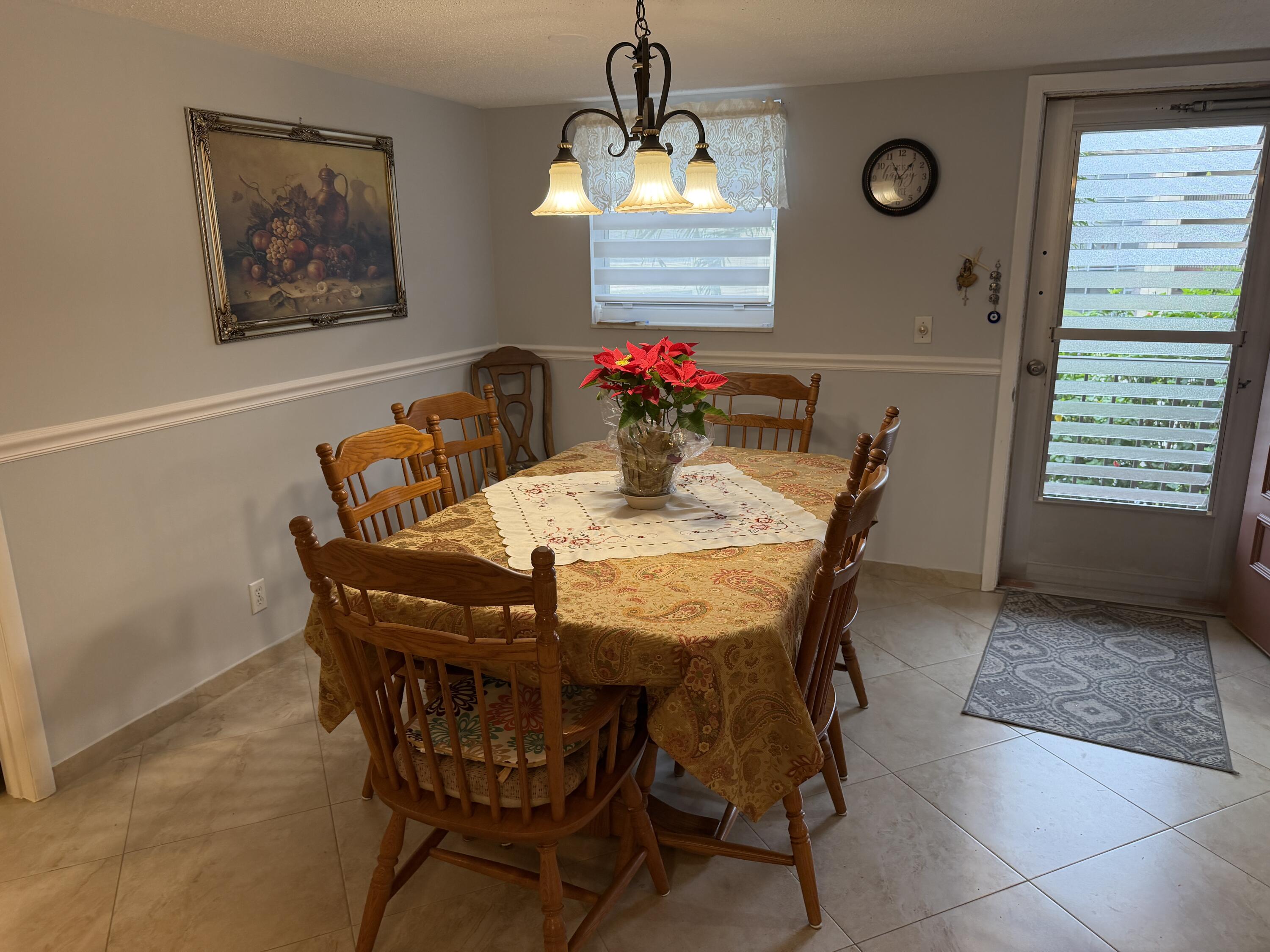 Palm Springs Condo: 701 Lori Drive