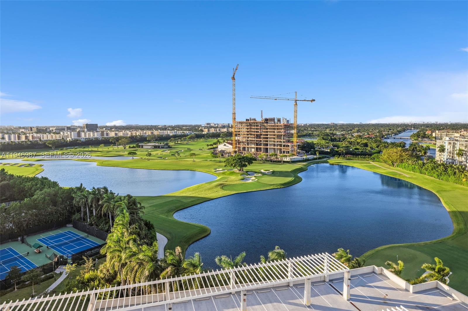 Hallandale Beach Condo: 101 Diplomat Parkway