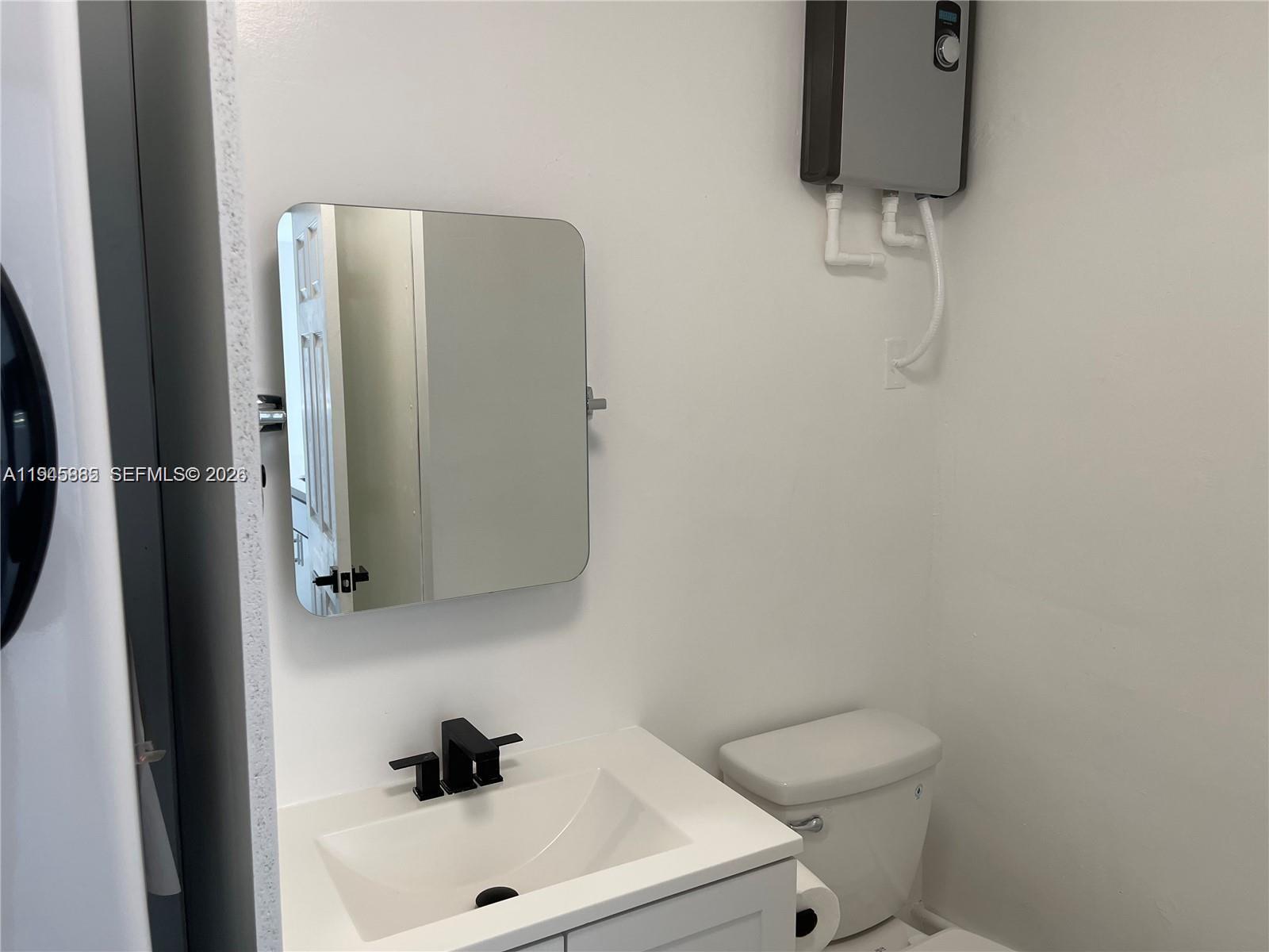 Hollywood Condo: 1541 North 71st Terrace