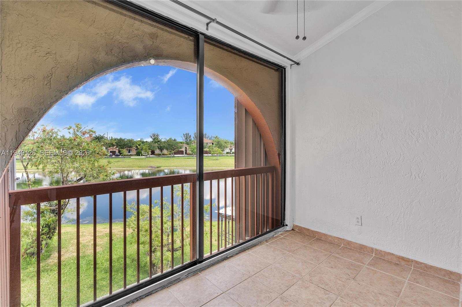 Miami Condo: 10257 Northwest 9th St Circle