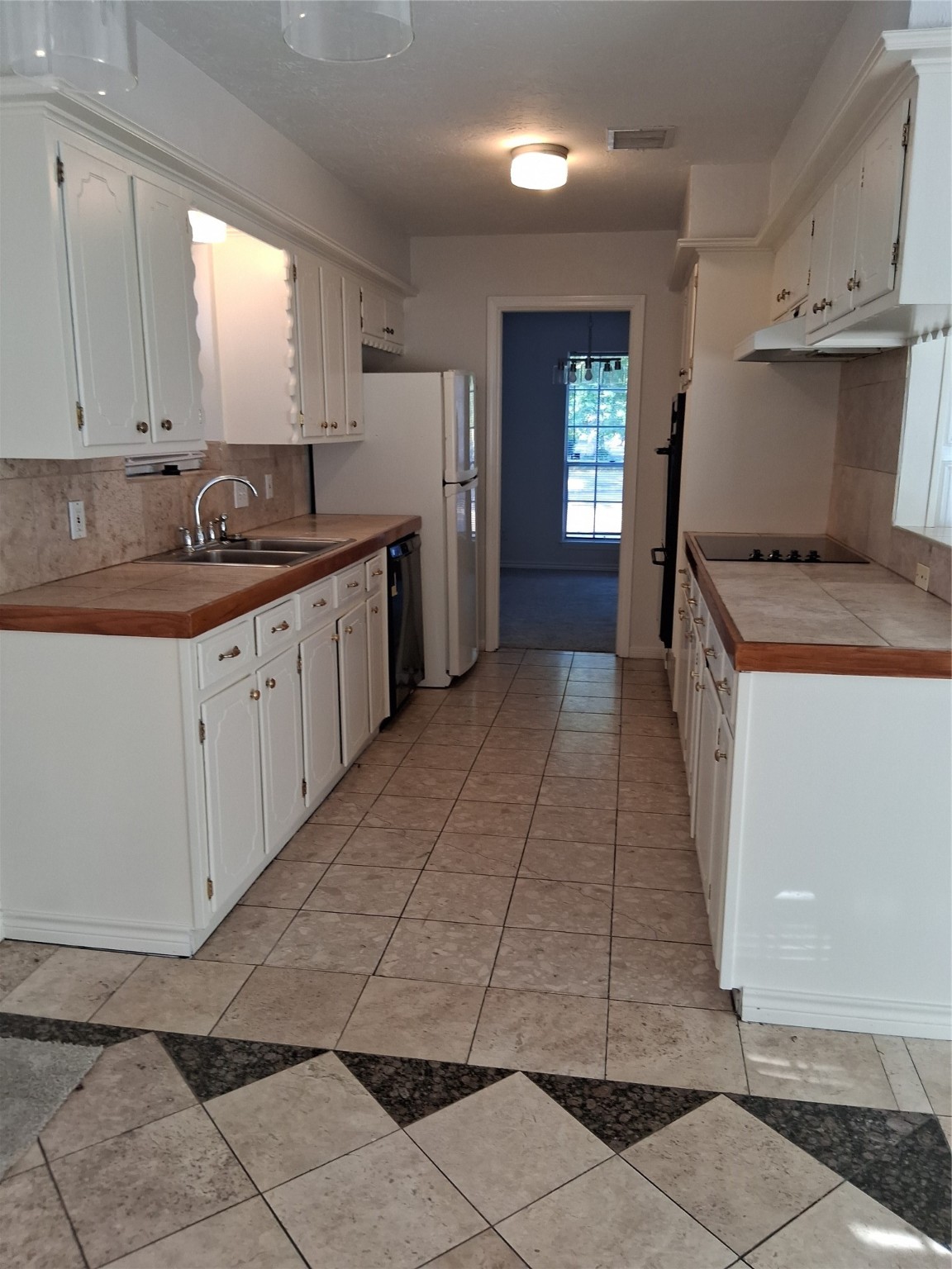 Houston Condo: 7515 Brush Wood Drive