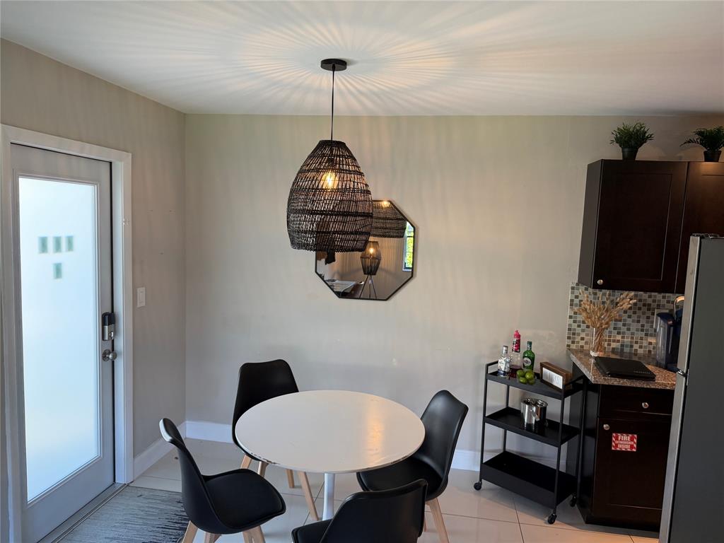 Wilton Manors Condo: 608 Northeast 29th Drive