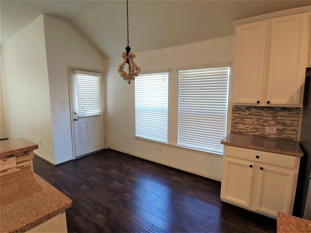 Spring Condo: 3122 Crescent Oaks Park Lane
