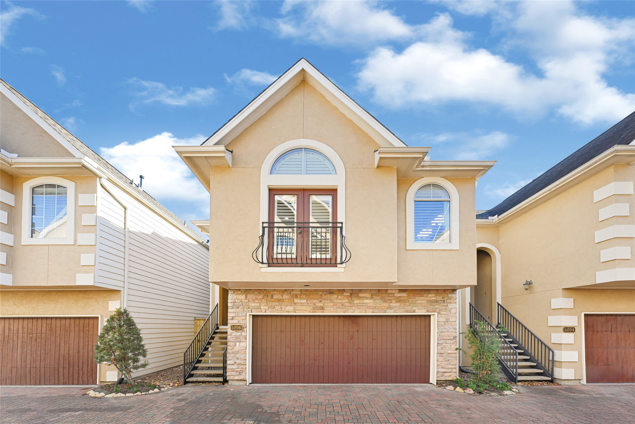 Houston Condo: 5206 Washington Avenue