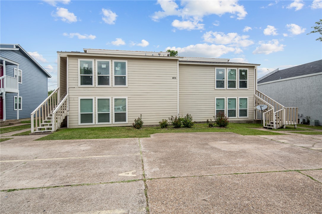 College Station Condo: 405 Manuel Drive