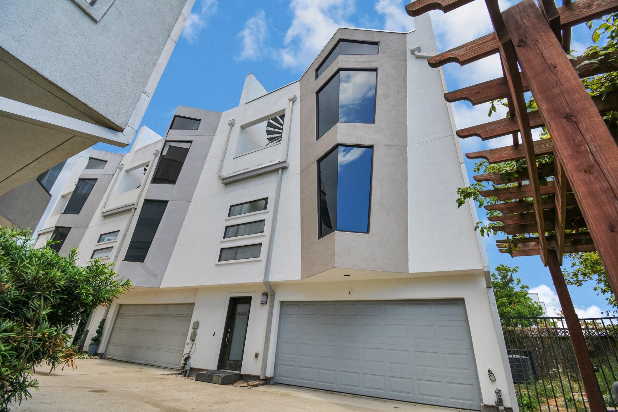 Houston Condo: 4608 Nett Street