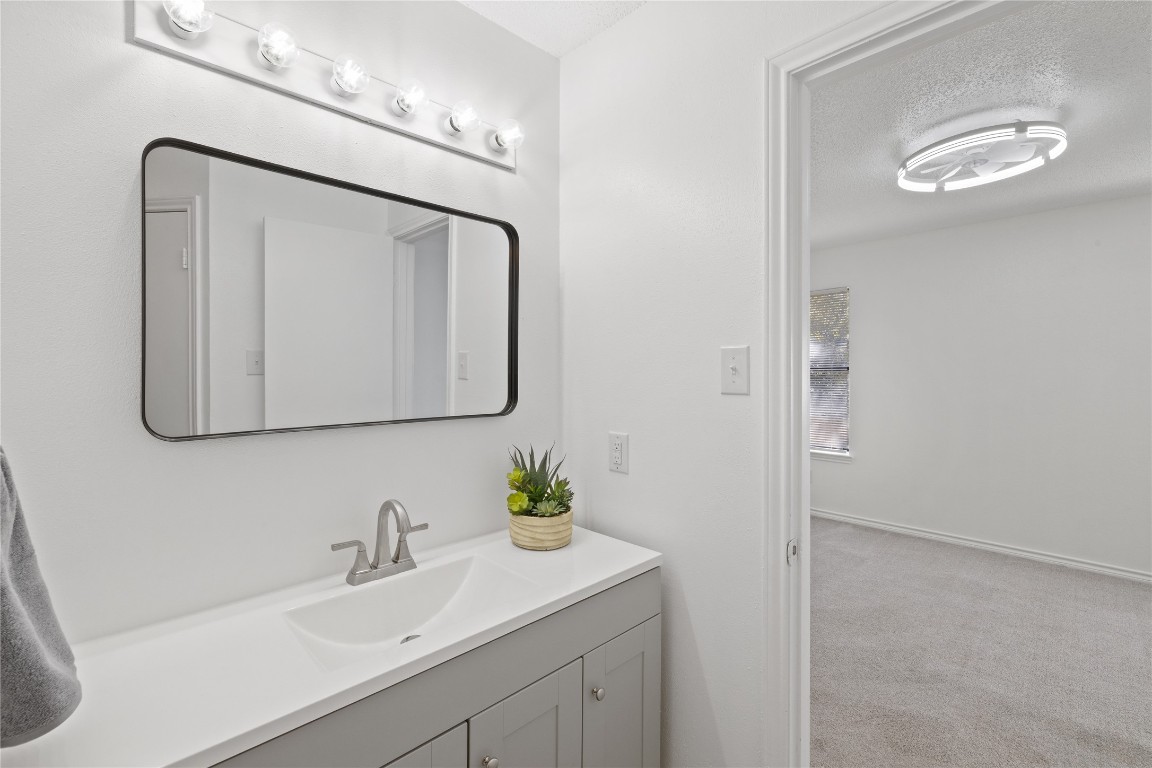 Austin Condo: 2629 B Alcott Lane