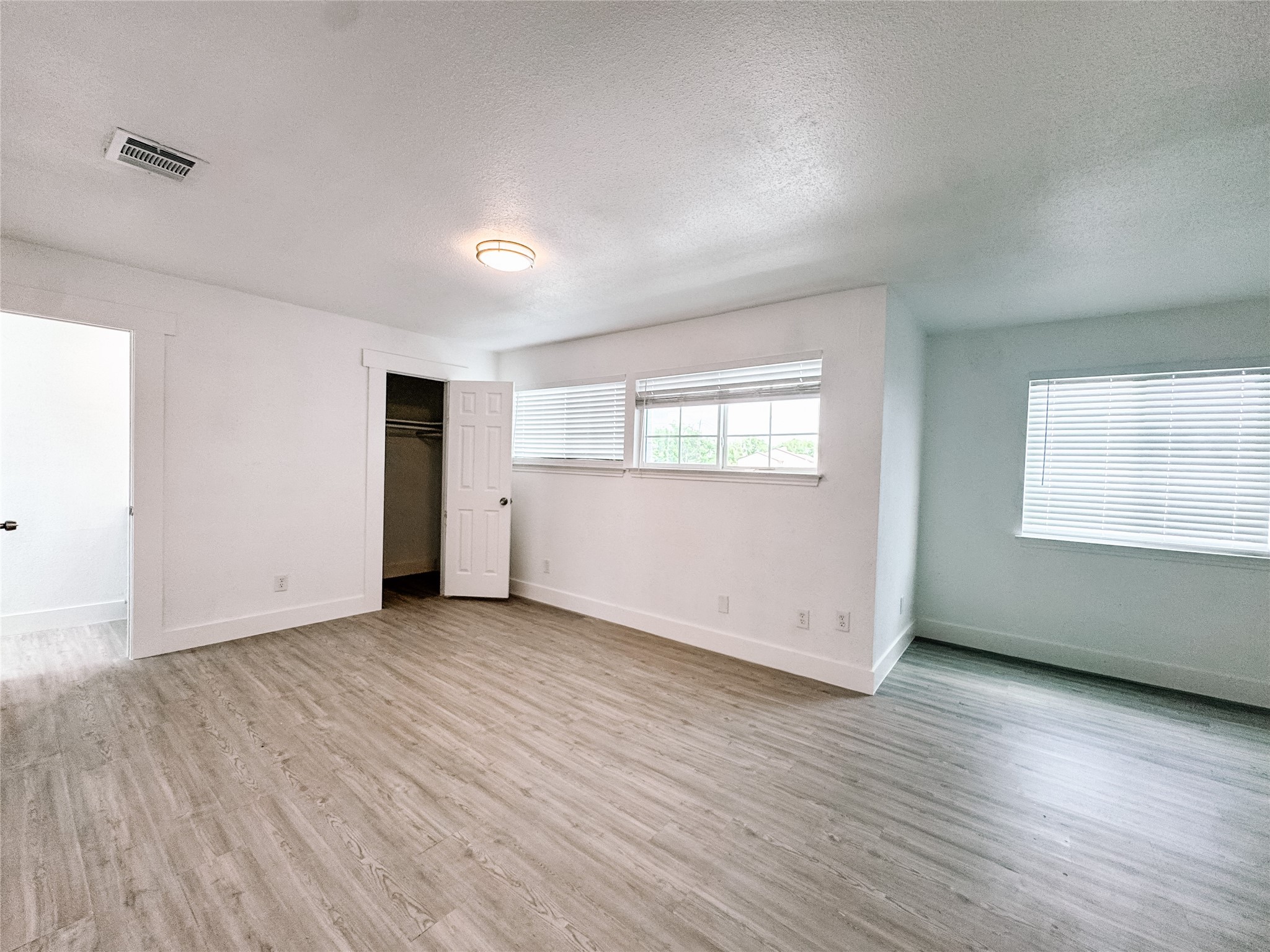 Houston Condo: 12524 Pebblestone Street