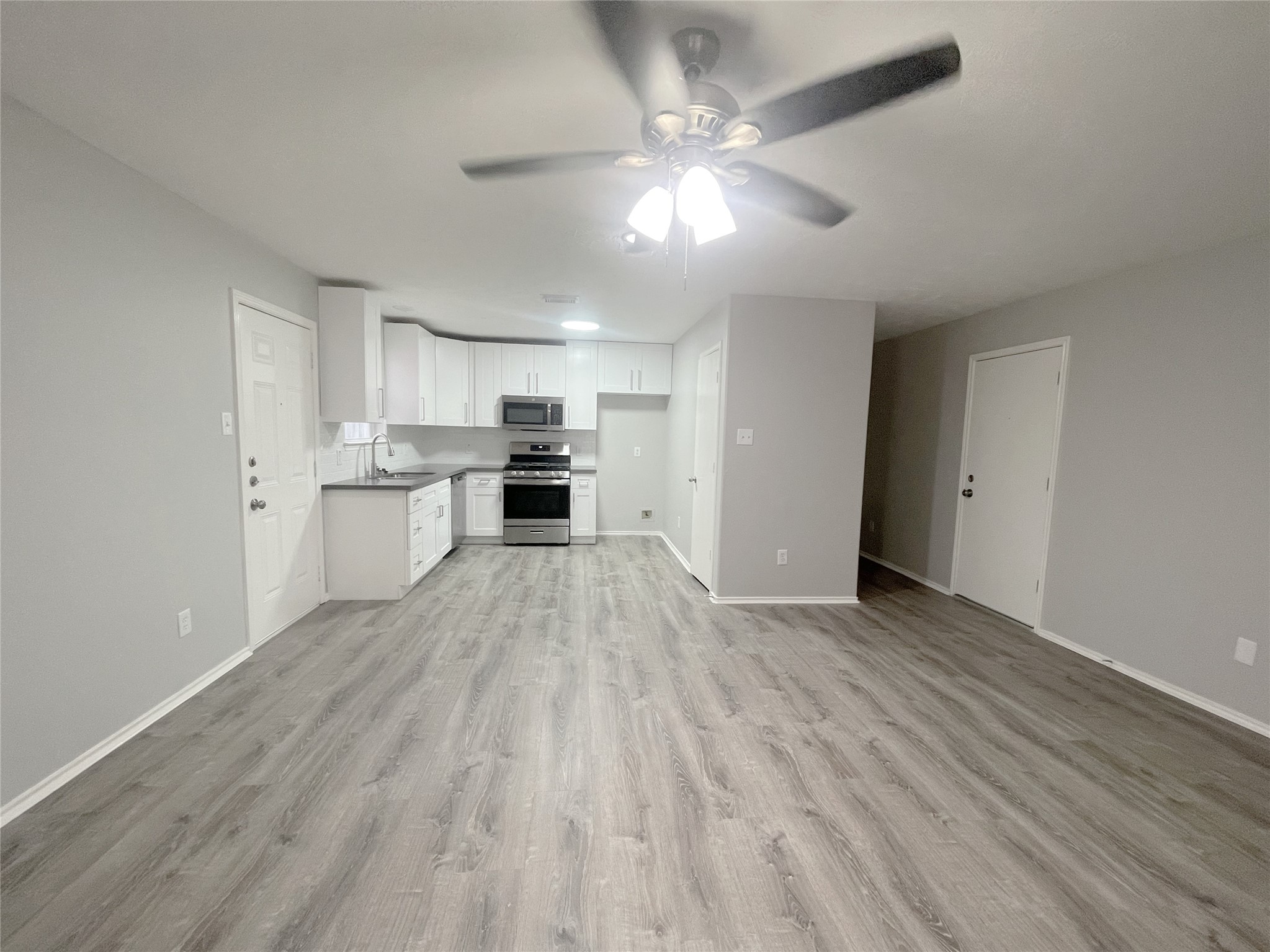 Humble Condo: 21231 Grand Linden Court