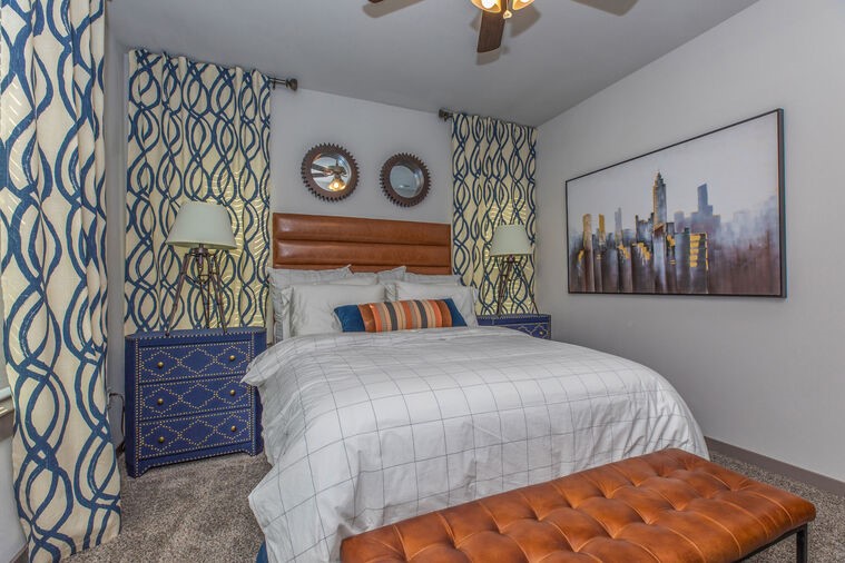 Humble Condo: 9393 Fm 1960 Bypass Road West