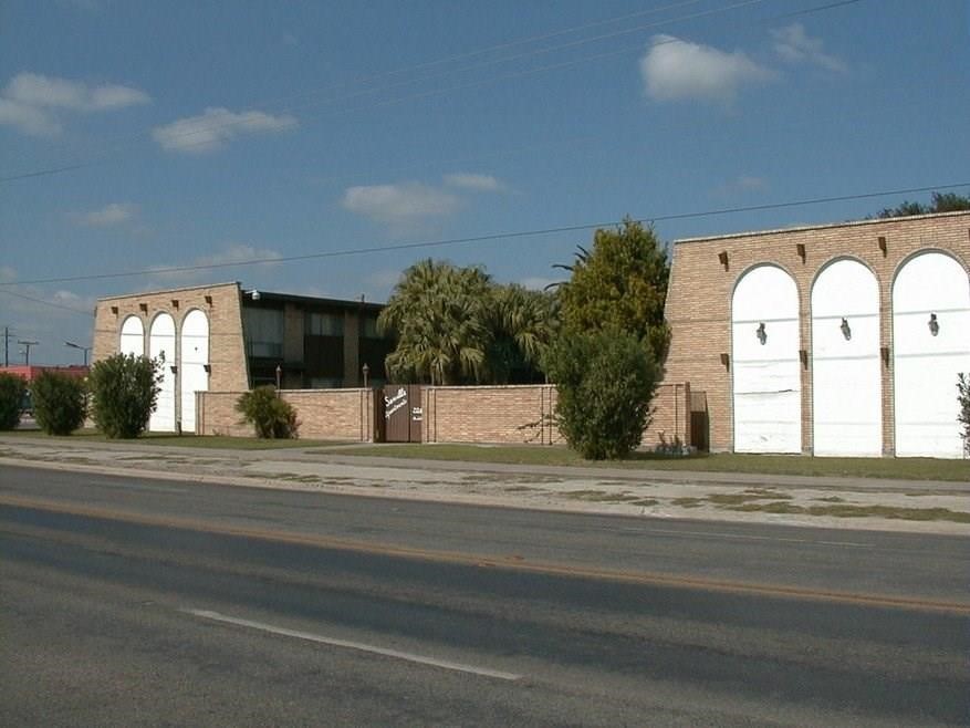 Kingsville Condo: 704 West Corral Avenue