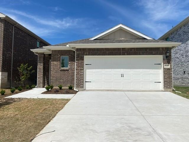 Melissa Condo: 3220 Shortgrass Lane