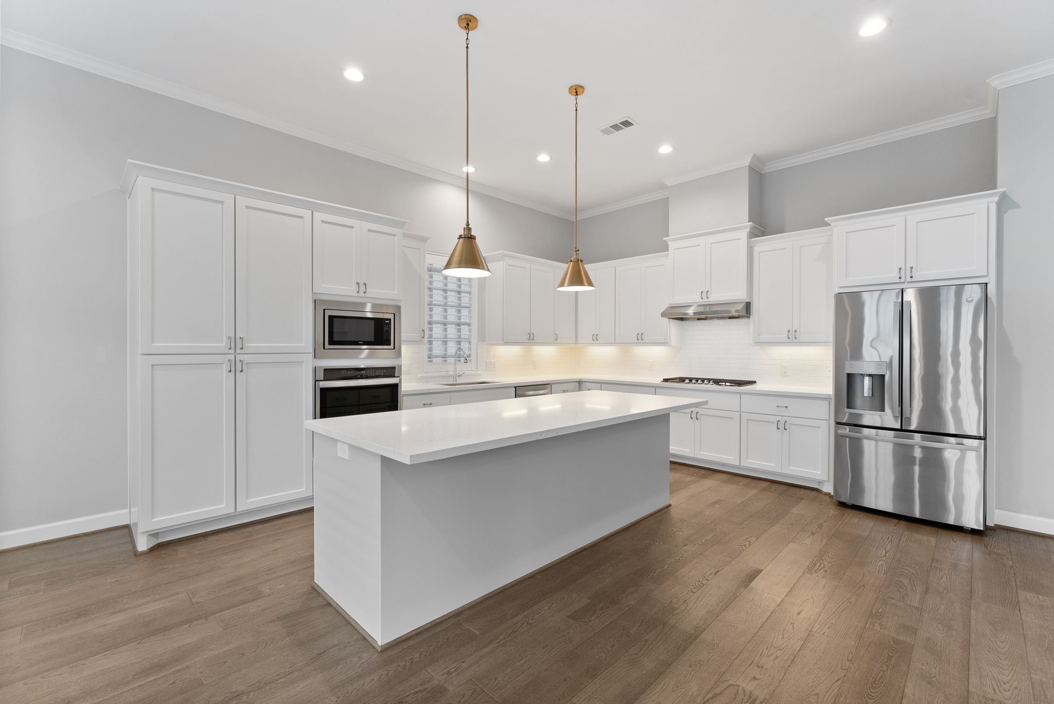 The Woodlands Condo: 114 Magnolia Grn Street