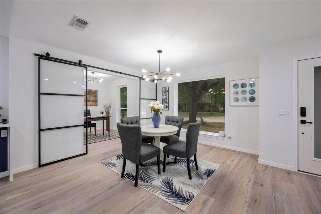 Plano Condo: 2613 Pin Oak Lane