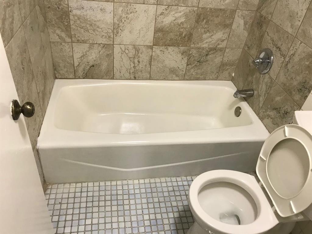 Plano Condo: 2805 Parkhaven Drive